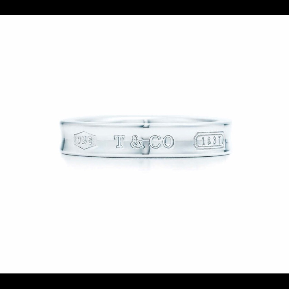 Tiffany & Co 1837 ring